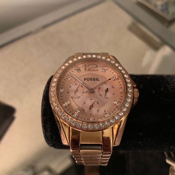 Fossil Rose-Gold Stainless Steel Watch - Picture 2 of 2